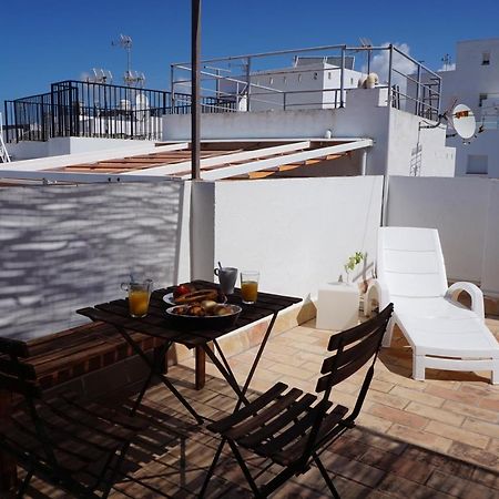 Impluvium Conil-Terraza Privada-Parking- Mayores De 25 Anos 科尼尔-德拉弗龙特拉 外观 照片