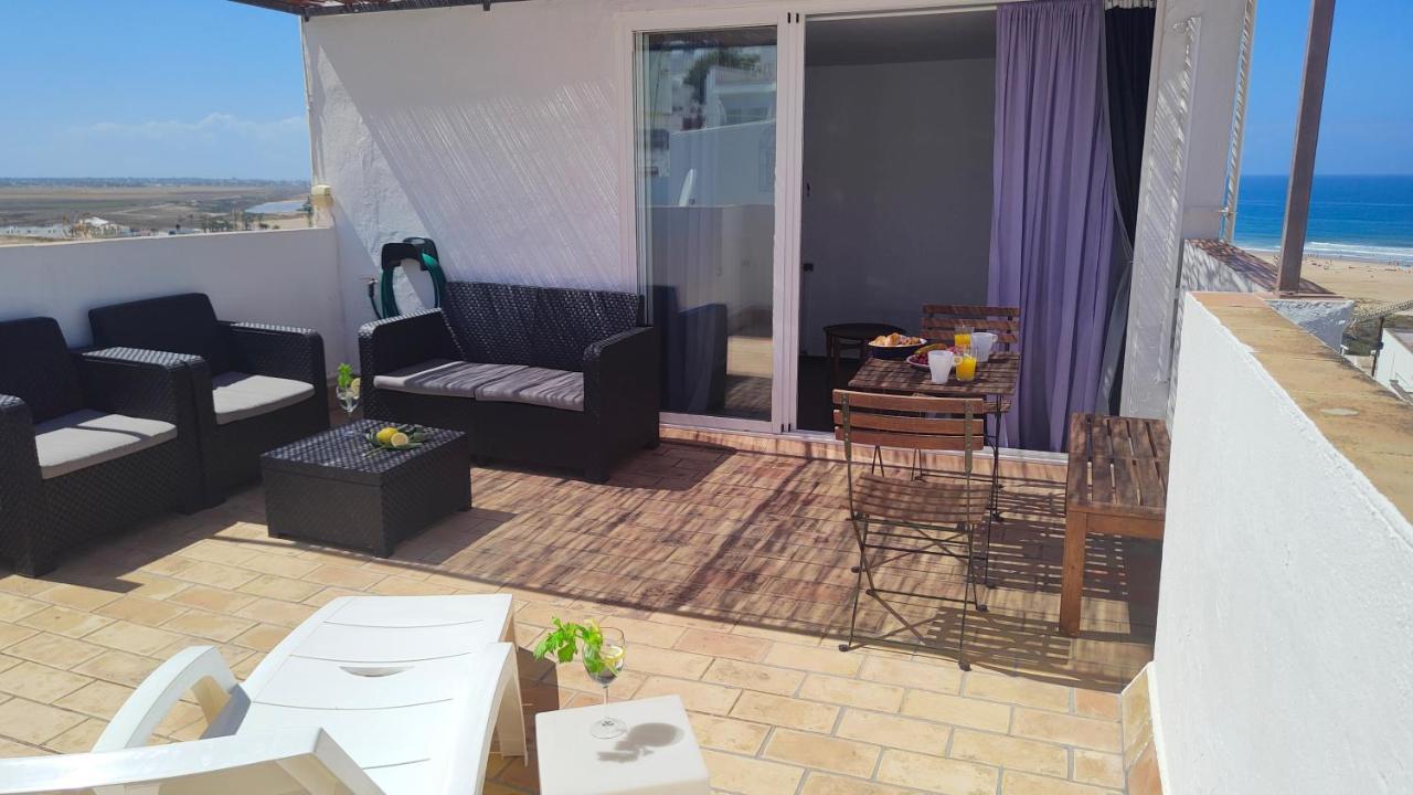 Impluvium Conil-Terraza Privada-Parking- Mayores De 25 Anos 科尼尔-德拉弗龙特拉 外观 照片